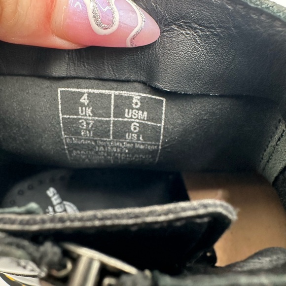 NEW Dr. Martens Jaimes Buckle Chelsea Unisex Boot Black Smooth Sz 6W/5M - Picture 8 of 12